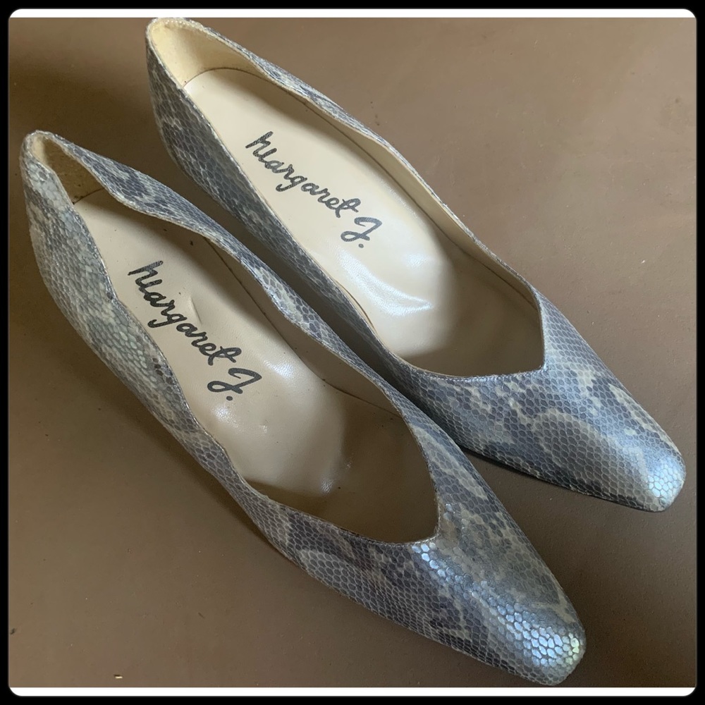 Margaret J Genuine Gray Snakeskin Leather Pumps